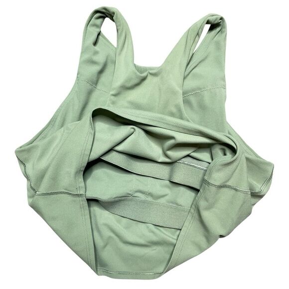Athleta Conscious Crop Green Sports Bra Size Medium - Picture 4 of 5